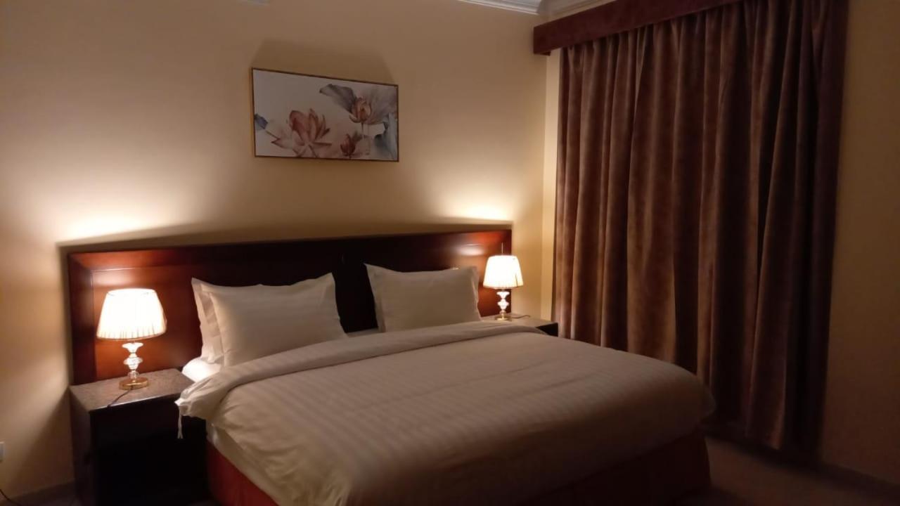 Al Ayniah Hotel Médine Extérieur photo