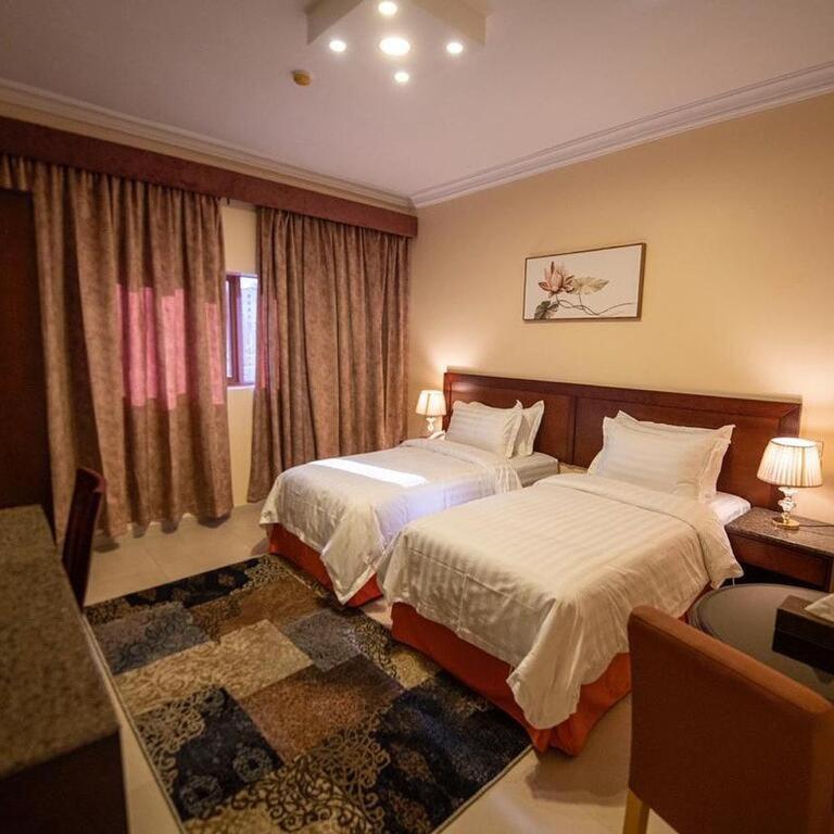Al Ayniah Hotel Médine Extérieur photo